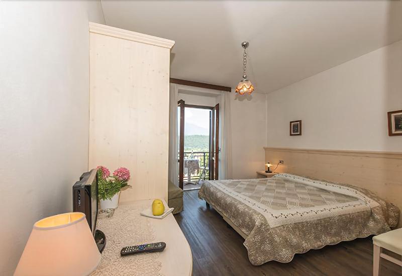 לביקו טרמה Albergo Antica Rosa מראה חיצוני תמונה